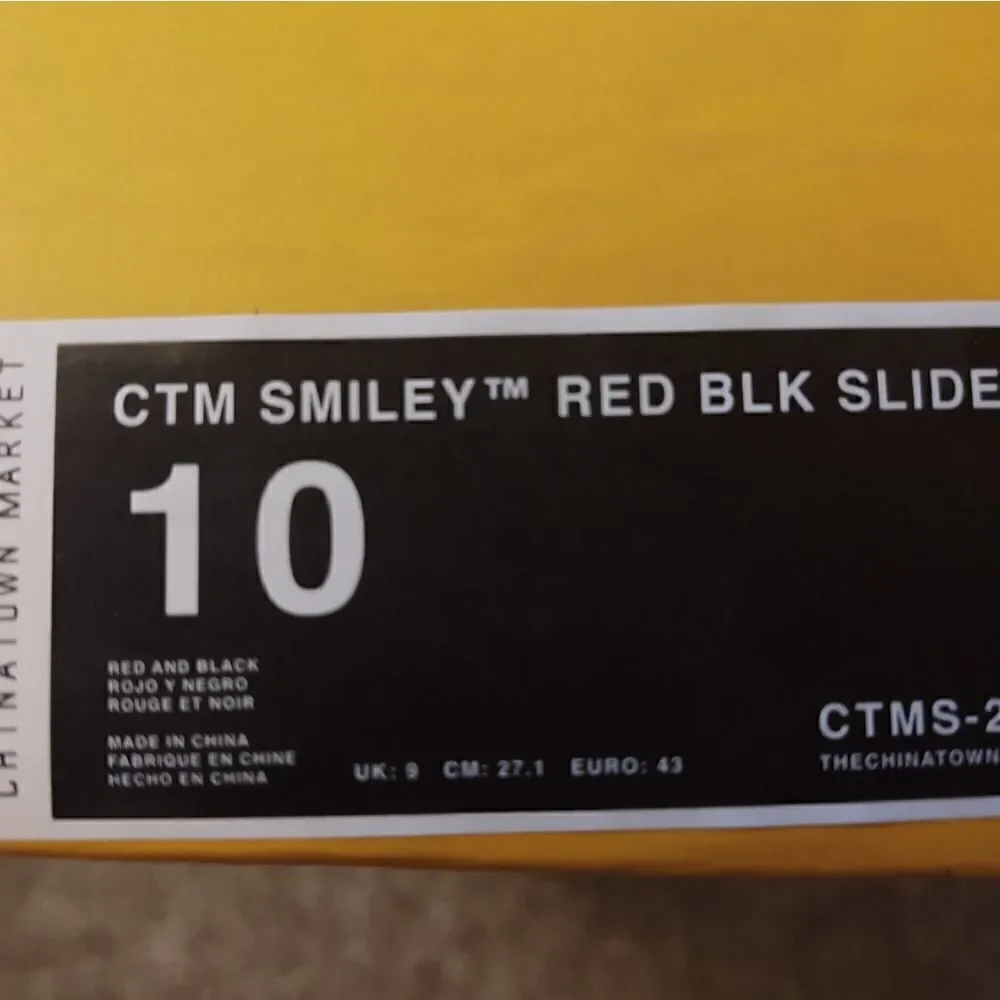 Chinatown Market Smiley Red Men's Slides NWB